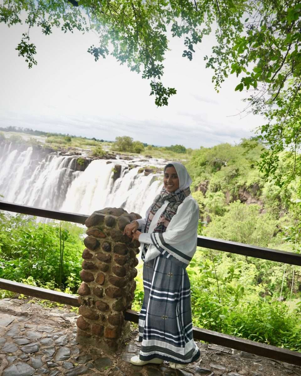TourwithPipi Victoria Falls