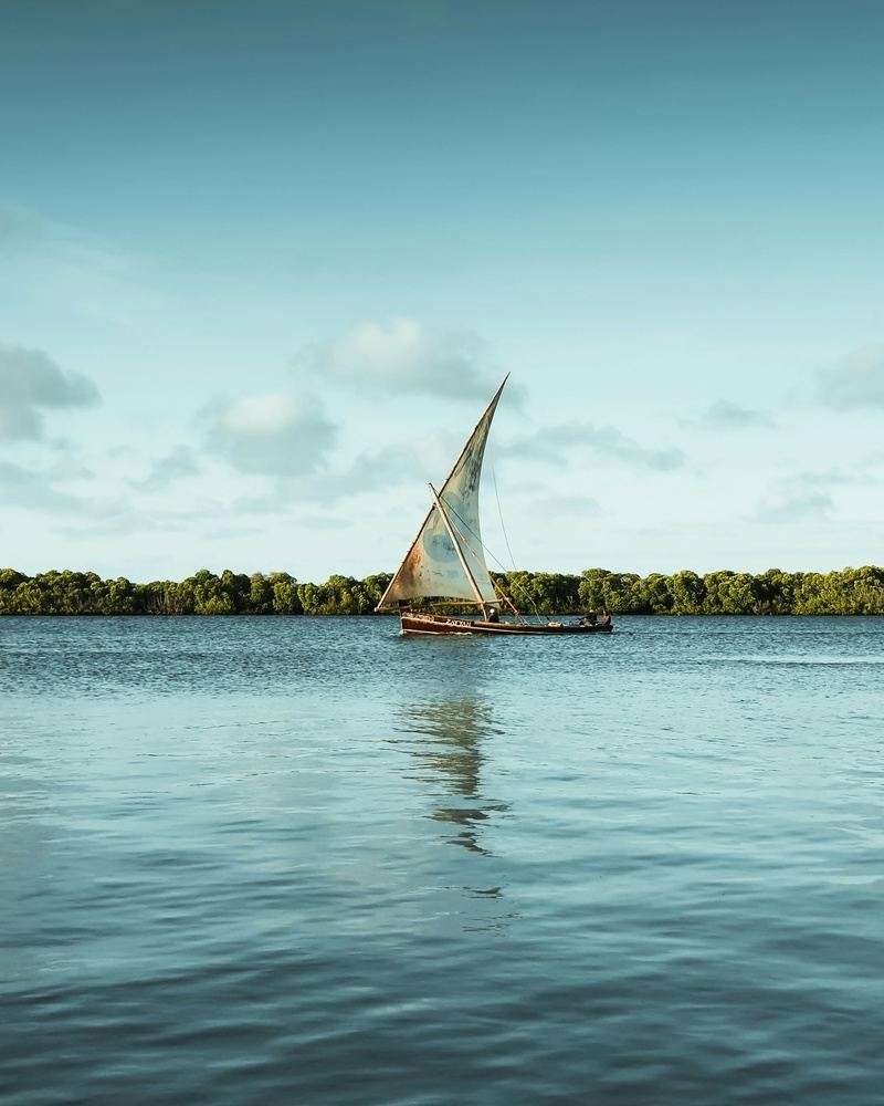 Experience Lamu Island in Kenya with beaches culture and dhow sailing. Book your four day Lamu holiday for only 689 USD with TourwithPipi.