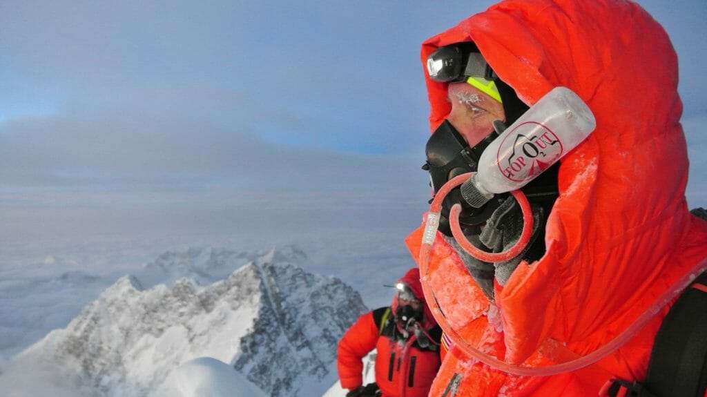 oxygen mask mountain climbing
