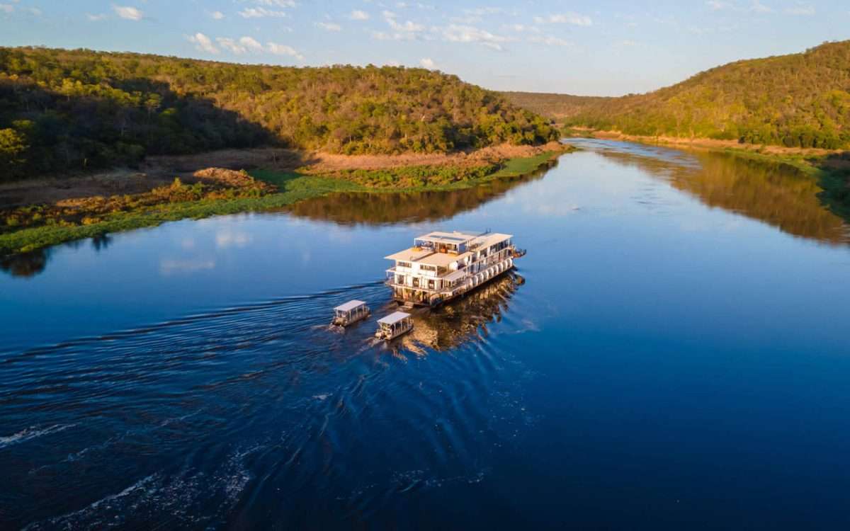 Houseboat Stay on Lake Kariba, Zimbabwe