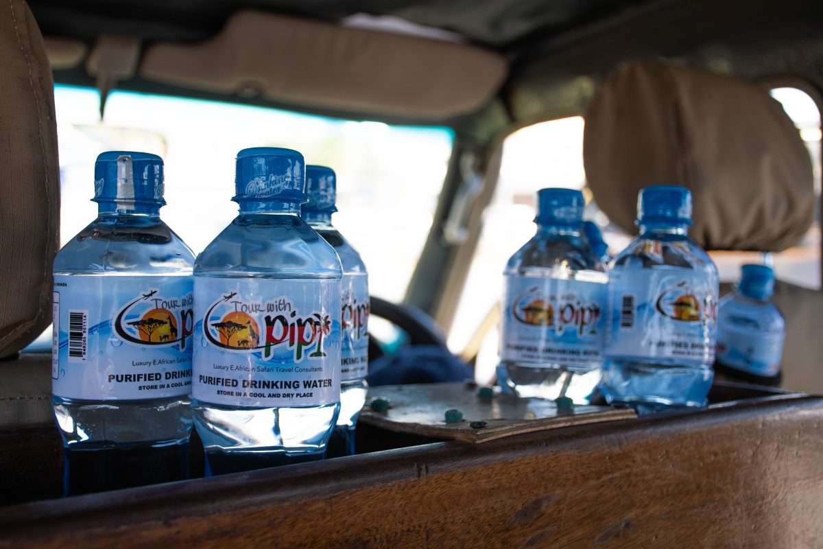 water bottles for Safari