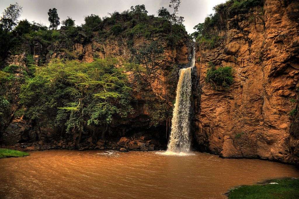 Makalia Waterfall